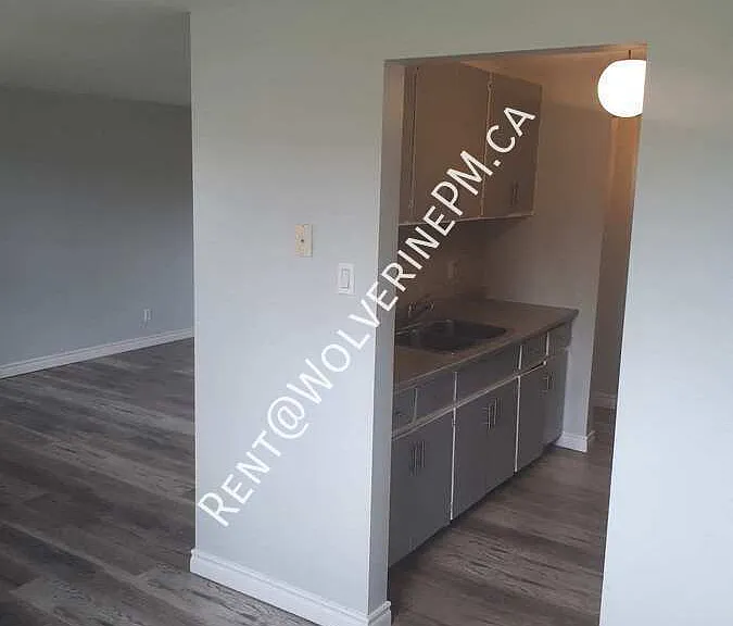 595 Silverbirch Rd #595S-1 — Photo 3