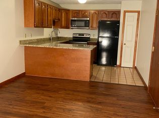 132 Tyngsboro Rd #20, North Chelmsford, MA 01863