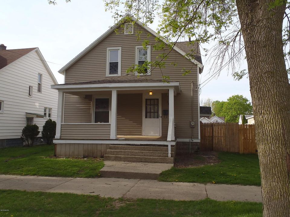 1st image of 1030 Dayton St SW