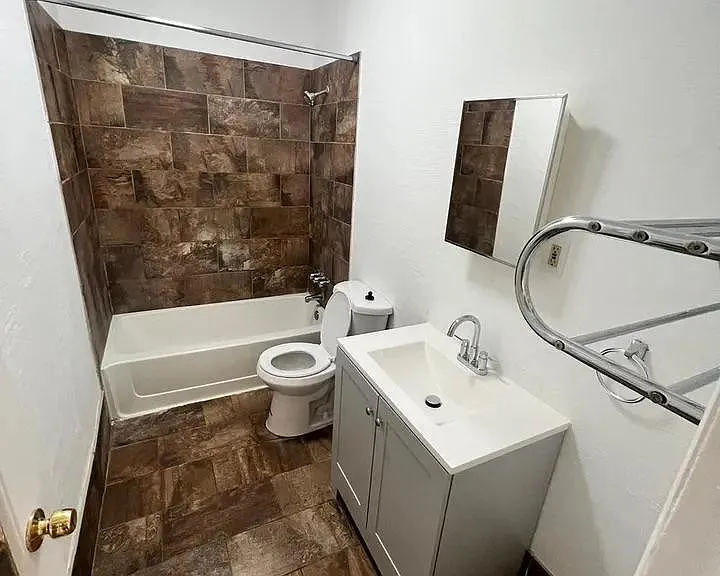 32 E Browning Rd #2 — Photo 8