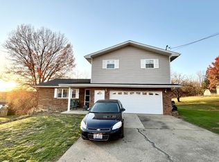 128 Brandy Dr, Marietta, OH 45750
