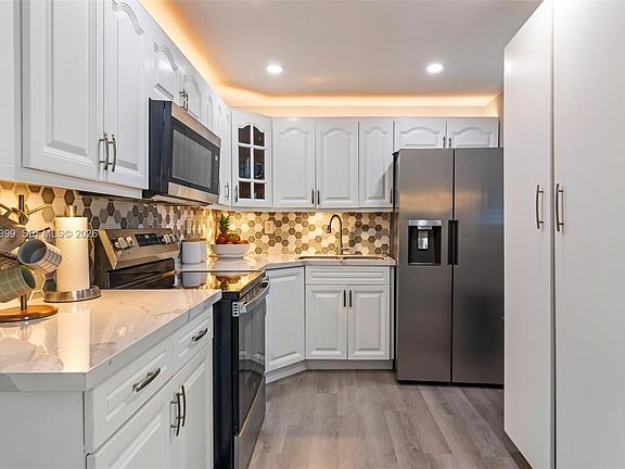 4th image of 14185 SW 87th St APT 212A