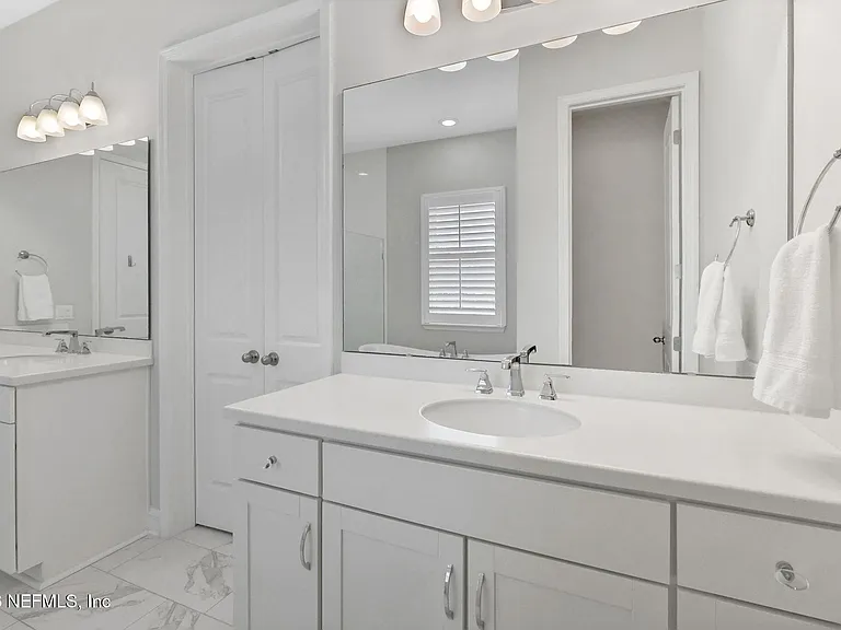 102 Seabrook Dr — Photo 38