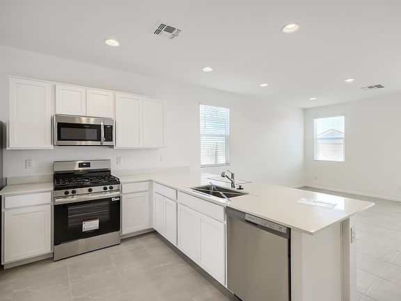 23451 W Chipman Rd Print Quality 004 04 Kitchen