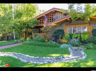 4945 S Sommet Dr, Holladay, UT 84117