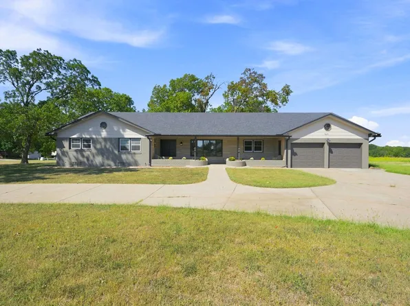 1611 N Rock Rd, Mulvane, KS 67110