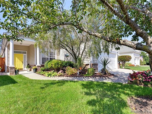 3rd image of 6336 Glenwilton Ln