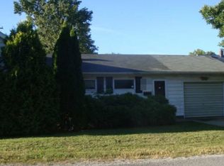 914 E Wood Ave, Springfield, IL 62702