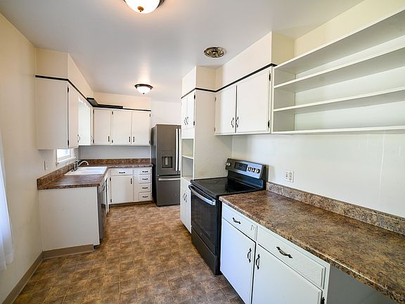 5th image of 813 49th St S