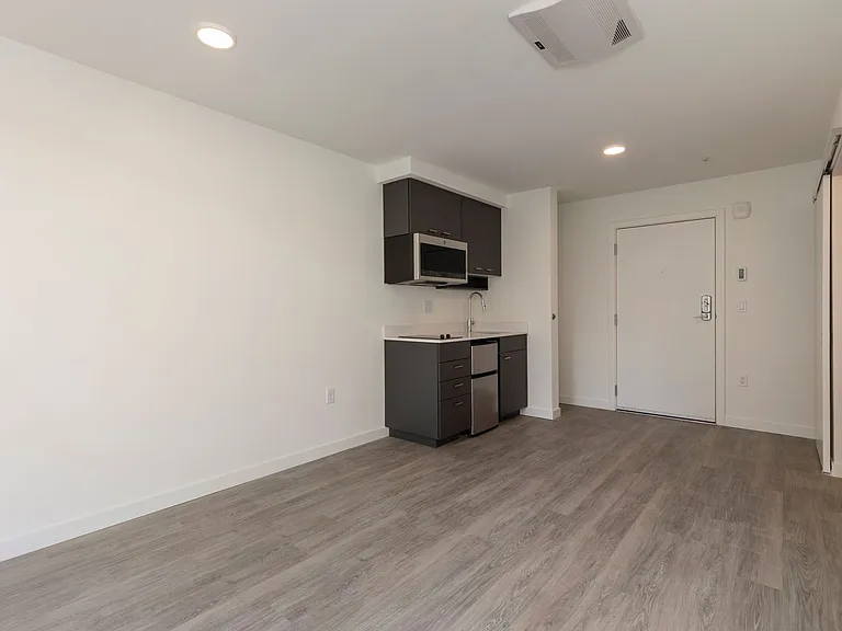 Lake City Lofts — Photo 32