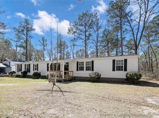 121 H B Dr, Spring Lake, NC 28390