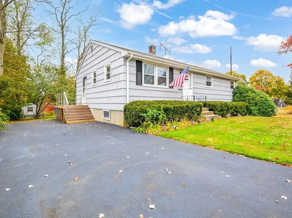 360 High St, Whitman, MA 02382