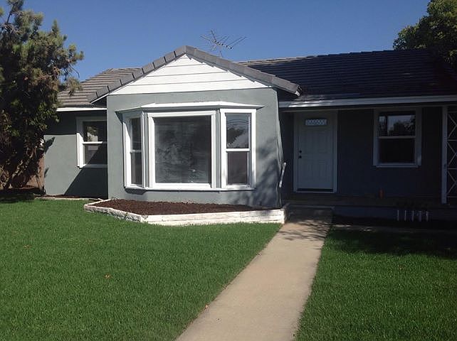1st image of 702 N San Antonio Ave