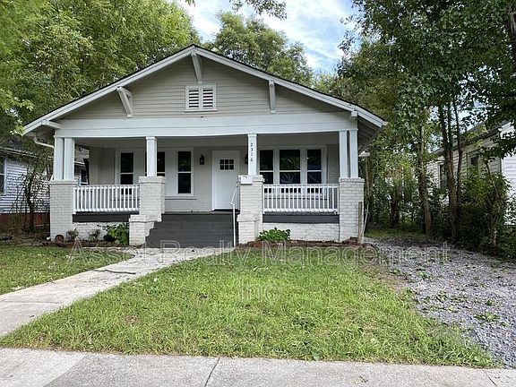 3rd image of 2316 E 5th Ave