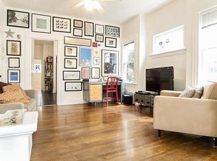 2455 NW Northrup St APT B, Portland, OR 97210