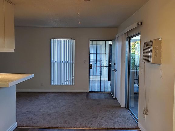 3rd image of 1001 Decker St #13