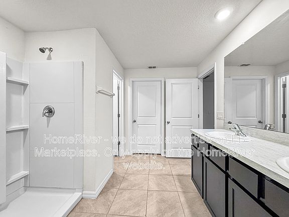 5th image of 10757 Chippewa Dr