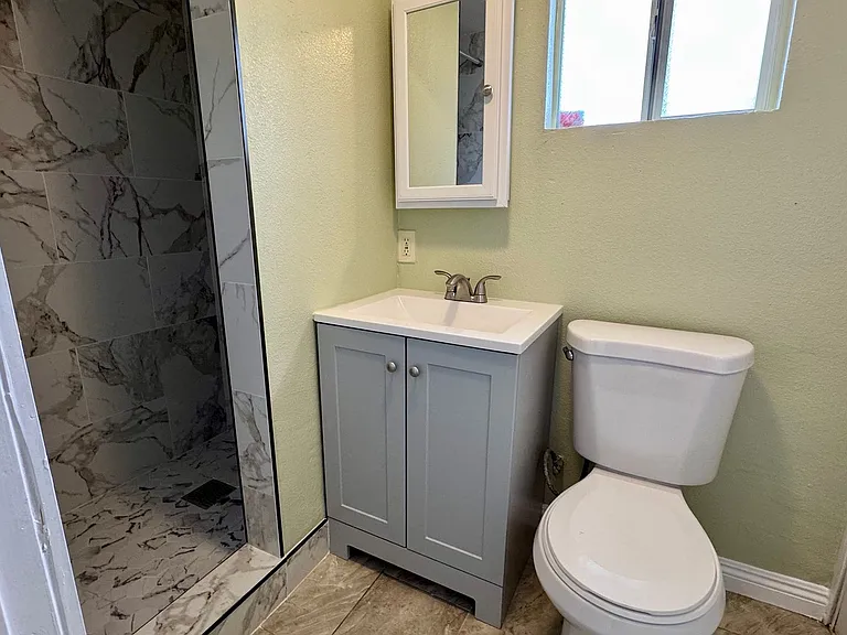 6225 Casada Way — Photo 8