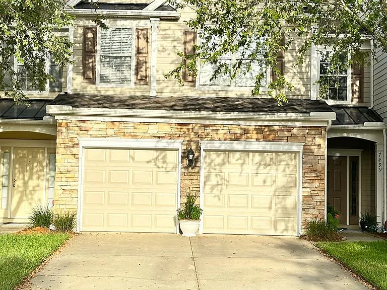 7499 Devondale Way — Photo 2