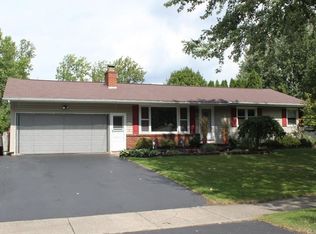 27 Marlands Rd, Rochester, NY 14624