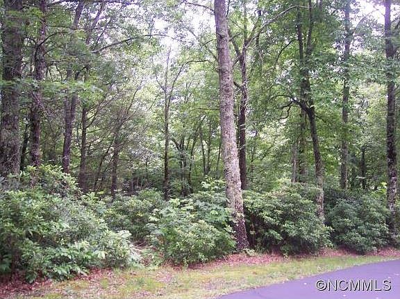 1st image of 11 Windsong Ln