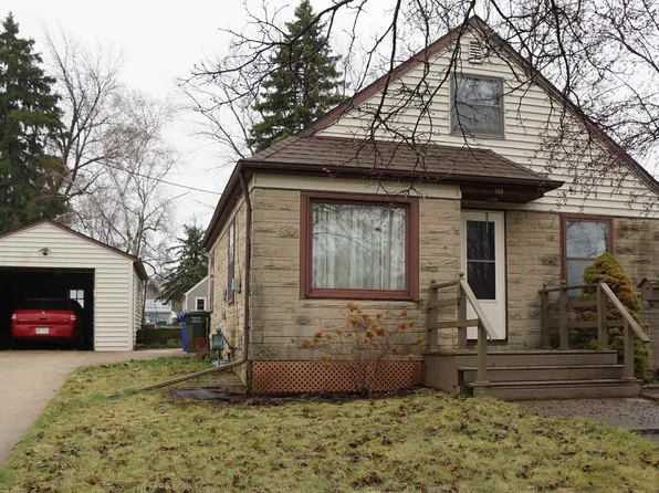 109 E 11th St, Kaukauna, WI 54130