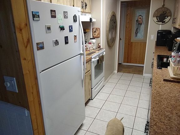 5th image of 1344 Sheehan Blvd