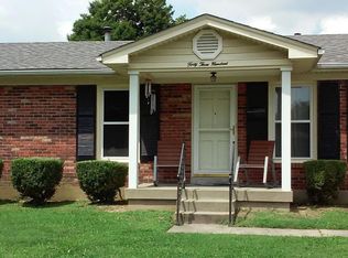 4300 Buxton Dr, Louisville, KY 40218