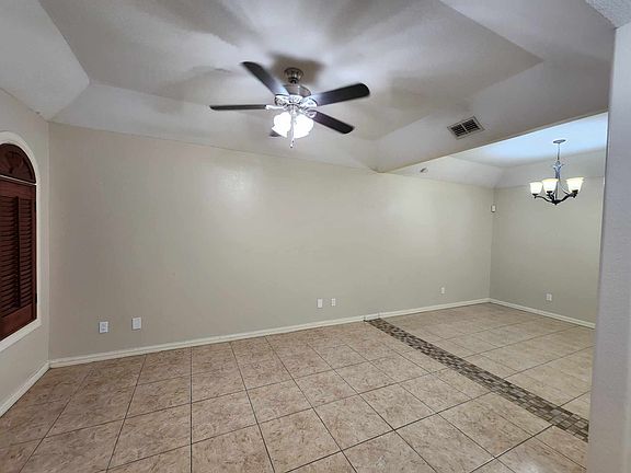 4th image of 3606 N 29th Ln