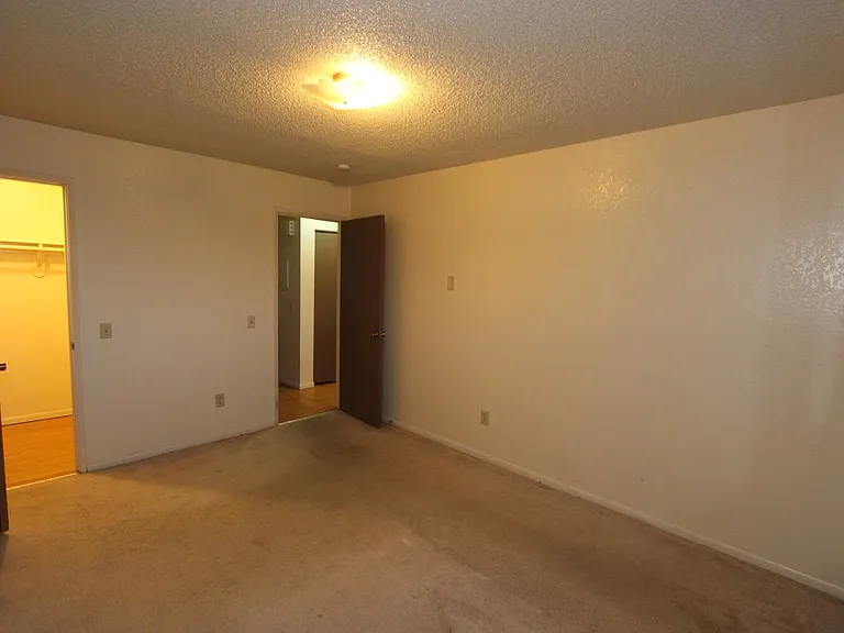 227 W 11th Ave #7 — Photo 7