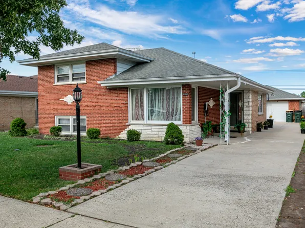 8837 Oriole Ave, Morton Grove, IL 60053