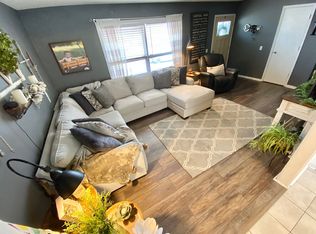 5706 York St, Saint Joseph, MO 64506