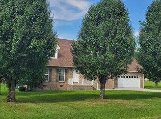48 Peachtree Dr, Manchester, TN 37355