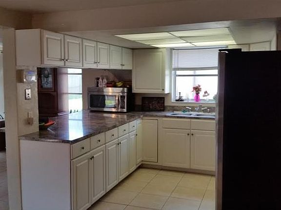 3rd image of 5706 Canosa Dr