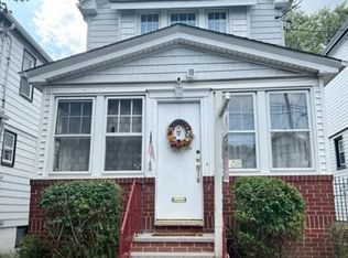 9138 90th St, Woodhaven, NY 11421