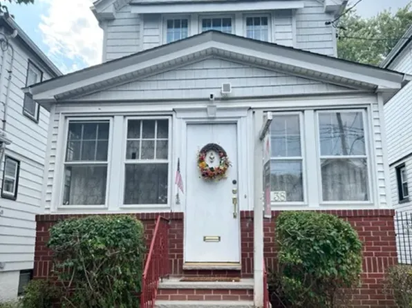9138 90th St, Woodhaven, NY 11421