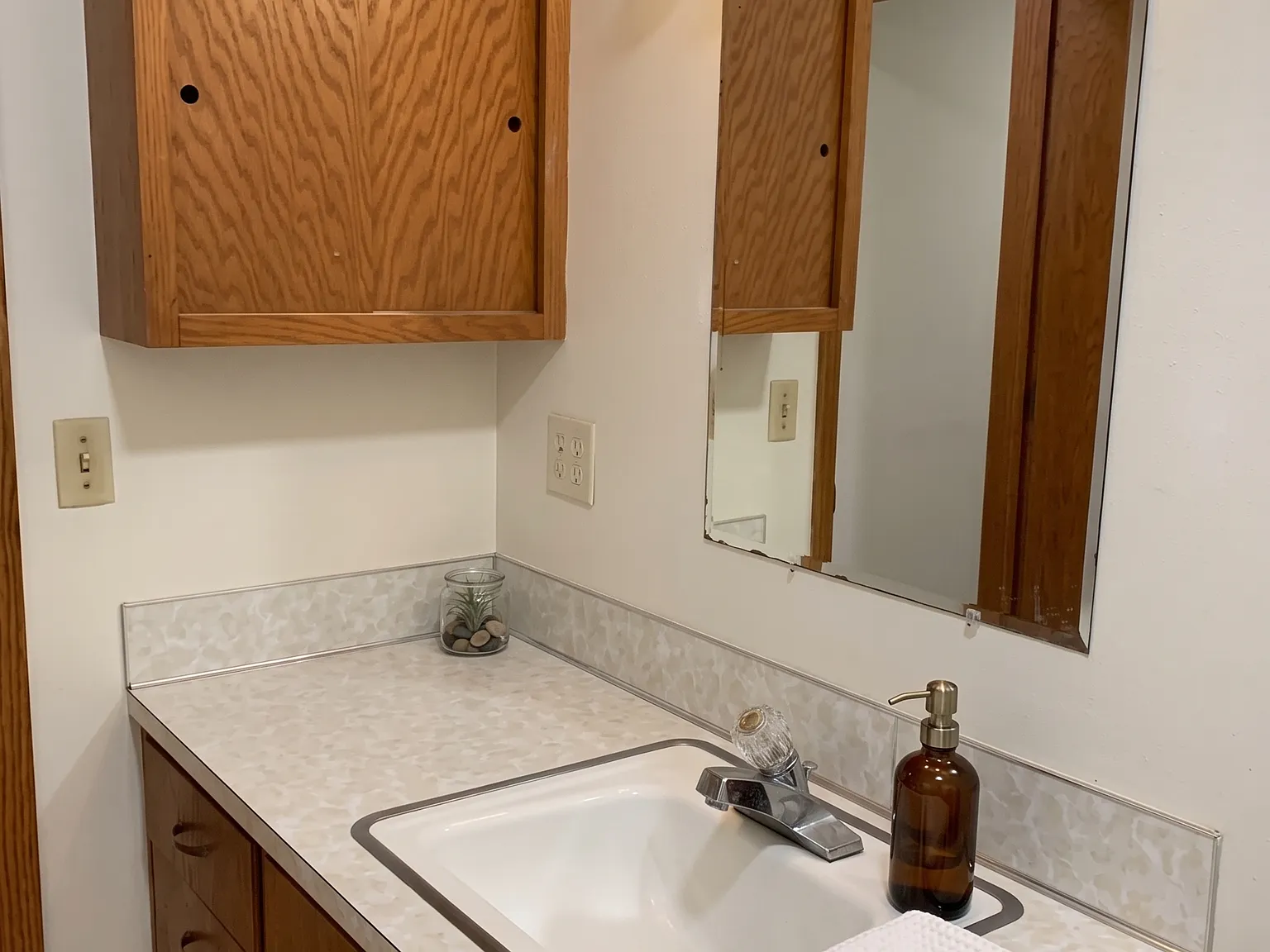 2 bed, 800 sqft, $1,155 — Photo 3