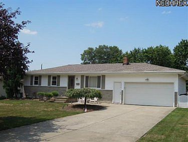 2nd image of 2310 Breezewood Dr