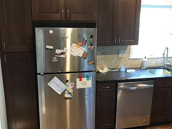 2nd image of 16 Caroline Ave