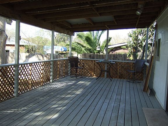 Large  Deck
