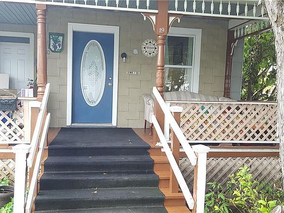 3rd image of 19 Saltonstall St