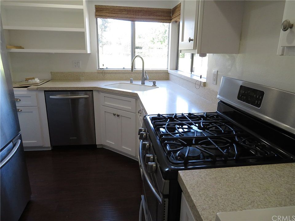 1st image of 19 Rockwood #25