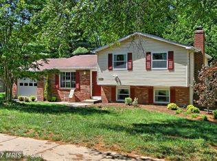 16098 Radburn St, Woodbridge, VA 22191