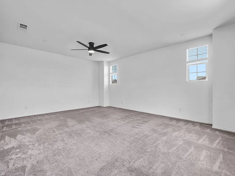 2978 E Penny Ln — Photo 20