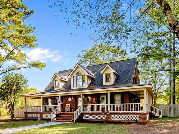 2nd image of 415 Bay Bush Road