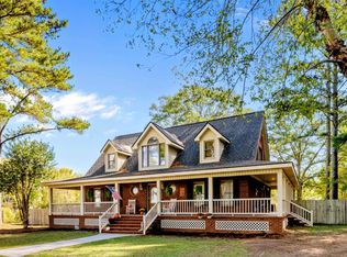 415 Bay Bush Rd, Vanceboro, NC 28586