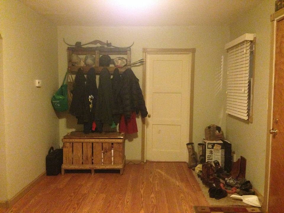 1st image of 32 Cottonwood Ave Unit 3