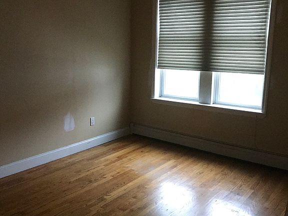 5th image of 1144 74th St #1