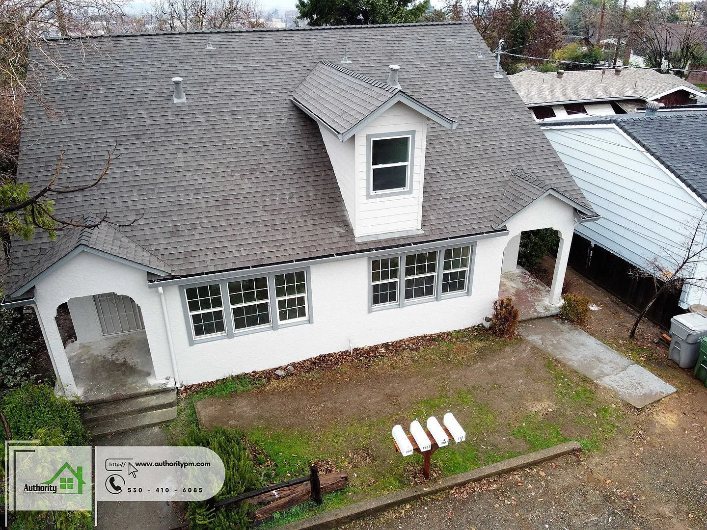 3 bed, 2.0 bath, 1300 sqft, $1,745 — Photo 2