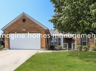 4165 Cannon Gate Dr, Cincinnati, OH 45245